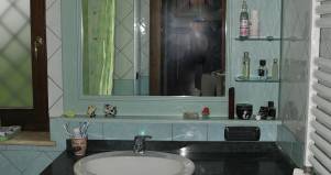 Mobile- bagno- in legno classico-verde acqua design esclusivo